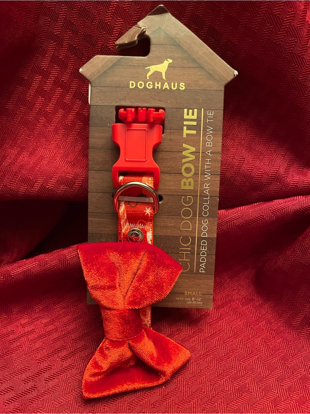 Doghaus Chic Dog Bow Tie Collar